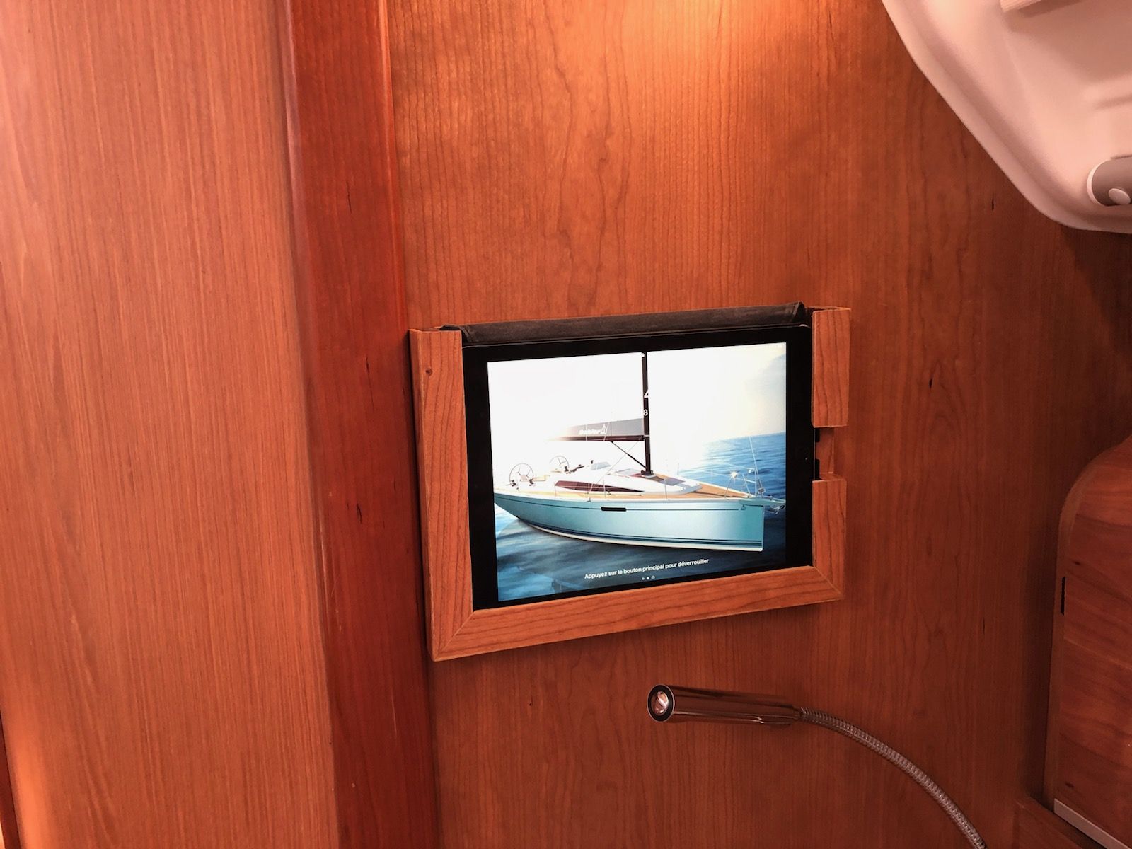 https://menuiseriesvannetaisesfr.sbs/wp-content/uploads/2019/09/ébénisterie_bateau_vannes.jpg