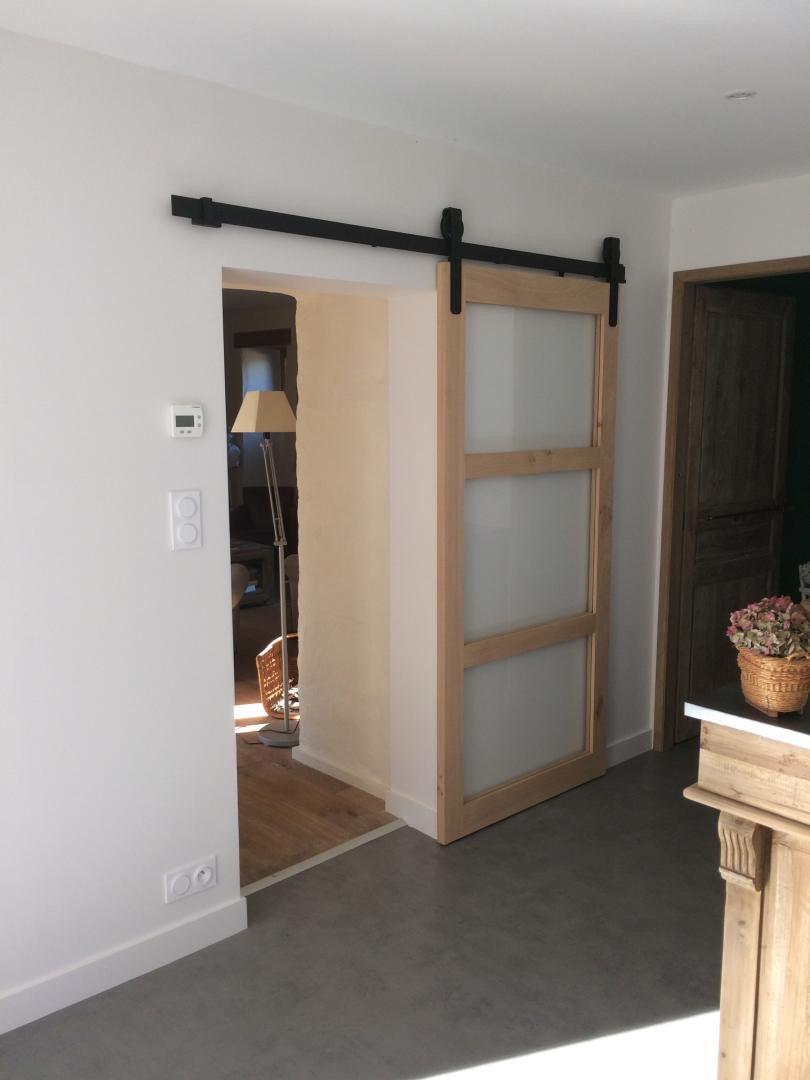 Fabrication et pose porte galandage